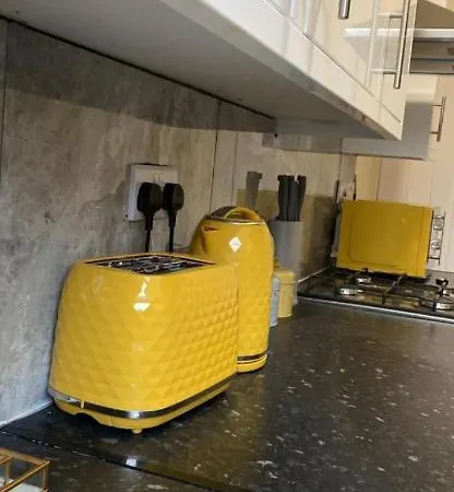 Lejlighed St House - Sleeps 8! *