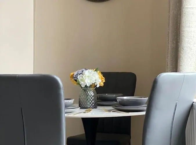 Apartamento St House - Sleeps 8! Leeds (West Yorkshire)